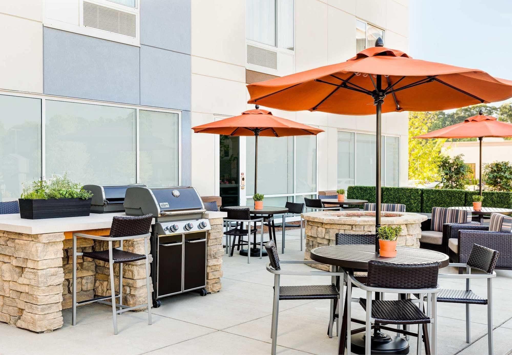 Towneplace Suites By Marriott Charleston Airport/Convention Center North Charleston Exterior photo